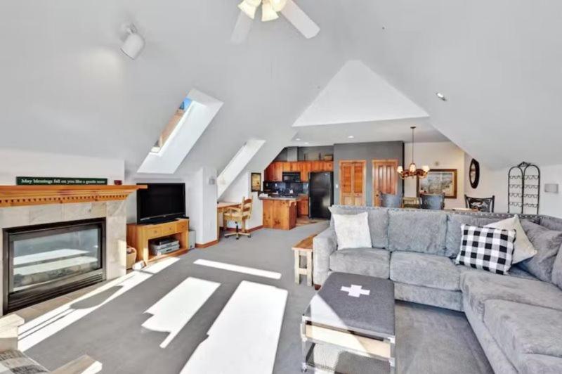 3 Bedroom Condo On Main Street In Breckenridge - Pool, Hot Tubs, Fitness Center & More!